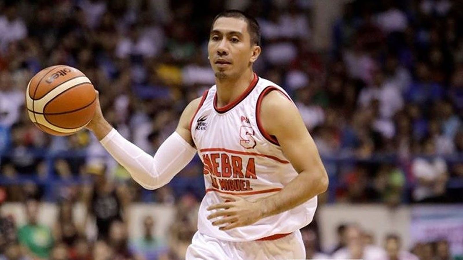 Streak over: LA Tenorio misses first game of illustrious 17-year career